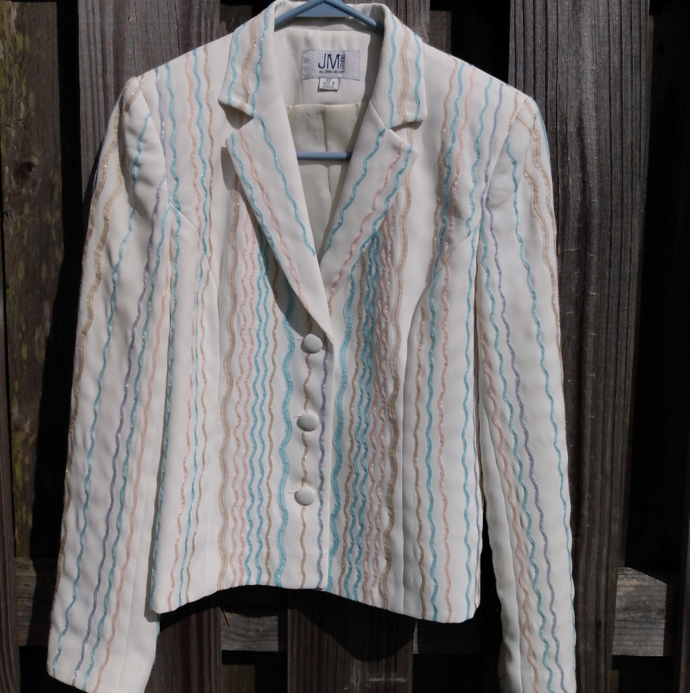 Beautiful Cream with multicolored design Blazer